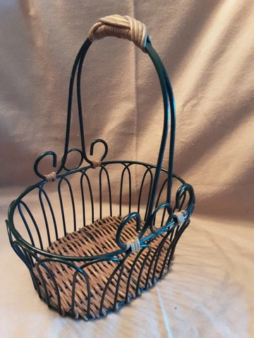 Wicker and Wire Oval Basket with handle Cover