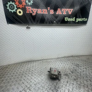 18 Can Am Commander 1000 XT Front Left Brake Caliper - Picture 1 of 5