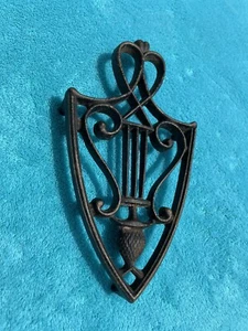 Vintage Metal Trivet Footed Iron Shape 7.5”x4” - Picture 1 of 8