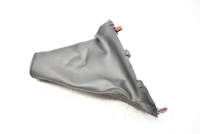 Mazda Miata MX-5 2016-2019 bota de freno de emergencia cuero costuras rojas 16-19 Foto 1 de 4