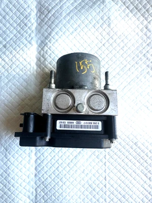 Módulo de controle de bomba 2007-2009 SUBARU OUTBACK ABS 27534AG10A FABRICANTE DE EQUIPAMENTO ORIGINAL (155) - Imagem 1 de 4