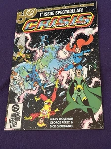 DC Comics Crisis on Infinite Earths #1 First Issue Spectacular by George Perez B - Picture 1 of 9
