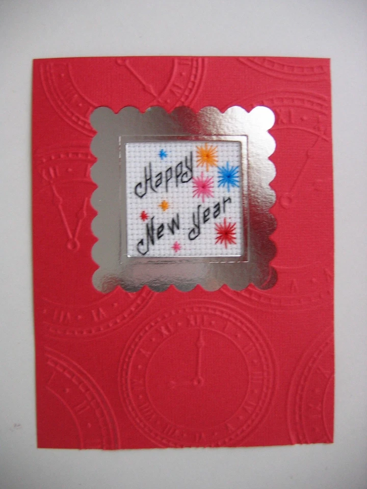 Tarjeta de felicitación hecha a mano punto de cruz terminada feliz año nuevo Foto 1 de 1
