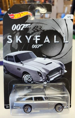 Hot Wheels James Bond 007 Skyfall Aston Martin 1963 DB5 in Silver - Image 1 of 4