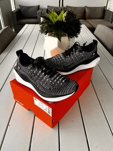 WMNS Nike ReactX Infinity Run 4 US9.5 UK7 EUR41 Black/Black-White DR2670-003 - Picture 1 of 3