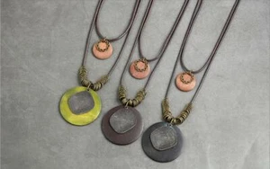 Halskette Anhänger lang 90cm Holz Vintage A28 - Bild 1 von 10