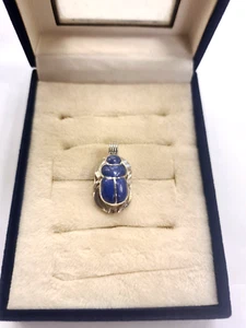 Handcrafted Silver Alloy Scarab with Stone Pendant, 4.66 g - Picture 1 of 13