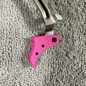 For Glock Aluminum Curved Trigger for Gen 3-4 fits 17 19 22 23 26 27 34 35 PINK - Picture 1 of 3