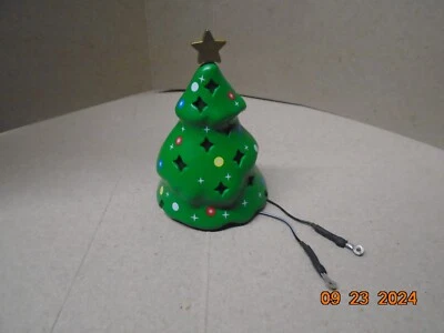 LIONEL PART 2128060010 LIGHTED CHRISTMAS TREE DECORATED FIT 6805 2128060 FLATCAR - Image 1 of 4