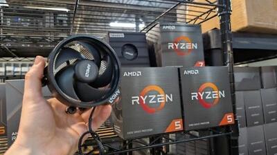 AMD Wraith Stealth Socket AM4 4-Pin Connector CPU Cooler with Aluminum Heatsink - Image 1 of 2