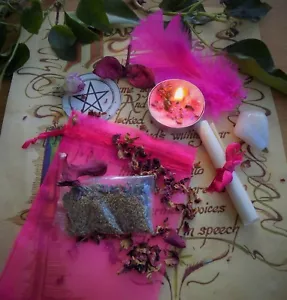 Love Spell Kit  Ritual Magic  Witchcraft Wicca Pagan Handmade Candle - Picture 1 of 1