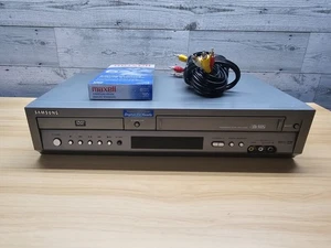 SAMSUNG DVD-V3500 DVD/VCRCOMBO PLAYER - TESTED/WORKING - Picture 1 of 9