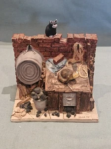 Vintage 1988 Peter Fagan Colour Box Cat Alley Ornament Damaged GC - Picture 1 of 8