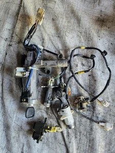 92-97 LEXUS SC400 SC300 IGNITION TRUNK DOOR GLOVE LOCK KEY SET OEM - Picture 1 of 10