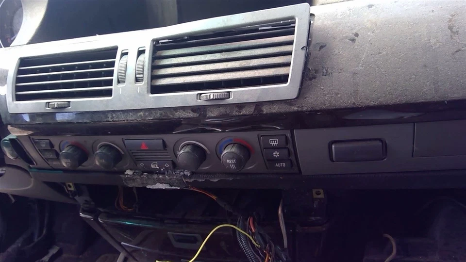 Parasol de control de temperatura sin ventana trasera para BMW 745i 528655 02-05 Foto 1 de 4