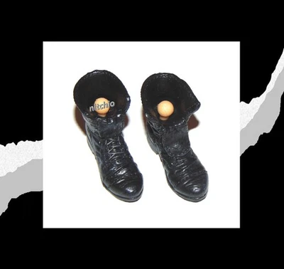 Mezco One:12 The Crow – COMBAT BOOTS UNLACED 1/12 Scale Fodder - Image 1 of 4