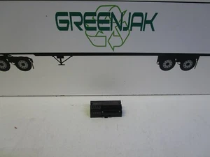 MITSUBISHI AJ65SBTCF1-32T 24VDC CC-LINK OUTPUT UNIT - USED - FREE SHIPPING - Picture 1 of 6