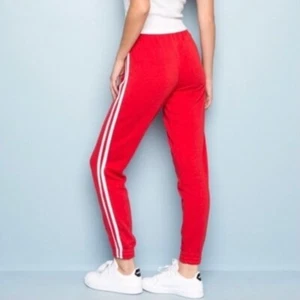 John Galt Brandy Melville Red Stripe Jogger Sweat Pants Womens One Size - Picture 1 of 5