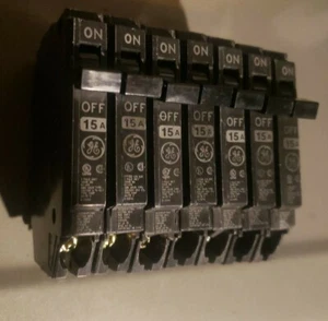 15a Slim General Electric Breaker - Picture 1 of 1