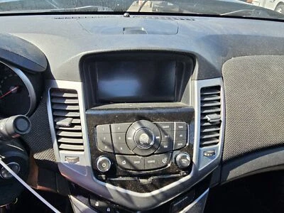 Pantalla de infoentretenimiento usada se adapta a: Chevrolet Cruze 2013 grado A Foto 1 de 4