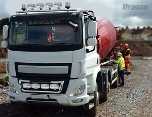 Barra de techo + manchas + faro transparente + bocina de aire para adaptarse al cubo Iveco Stralis + día activo HiWay - Imagen 1 de 6