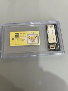 Zapdos Pokemon Mini Trainer File 2 1997 CGC Pristine 10 Pop 1 - Picture 1 of 2