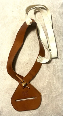 HUNTER TAN  67-99 LEATHER SHOULDER HOLSTER HARNESS - RH FOR 1100 SERIES HOLSTERS - Image 1 of 4