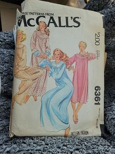 De Colección McCalls Patrón 6361 Bata Camisón Pijama Yugo Redondo Miss Corte Medio 1978 - Imagen 1 de 5