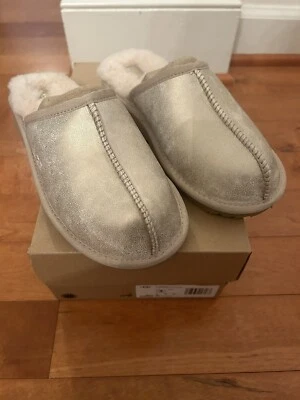 NUEVO EN CAJA ZAPATILLAS UGGS KEEGAN METÁLICAS SÚPER CÓMODAS Y ACOGEDORAS Talla 3M Foto 1 de 4
