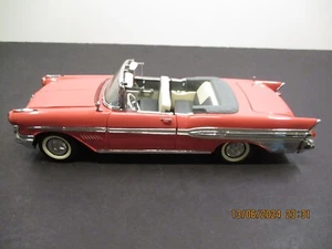FRANKLIN MINT 1957 PONTIAC BONNEVILLE CONV. MODEL B11C409 - Picture 1 of 12