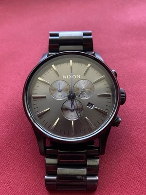 Nixon Sentry Chrono Negro/Azul Gunmetal Segunda Mano Funciona Muy bien. “Justo a tiempo” Foto 1 de 4