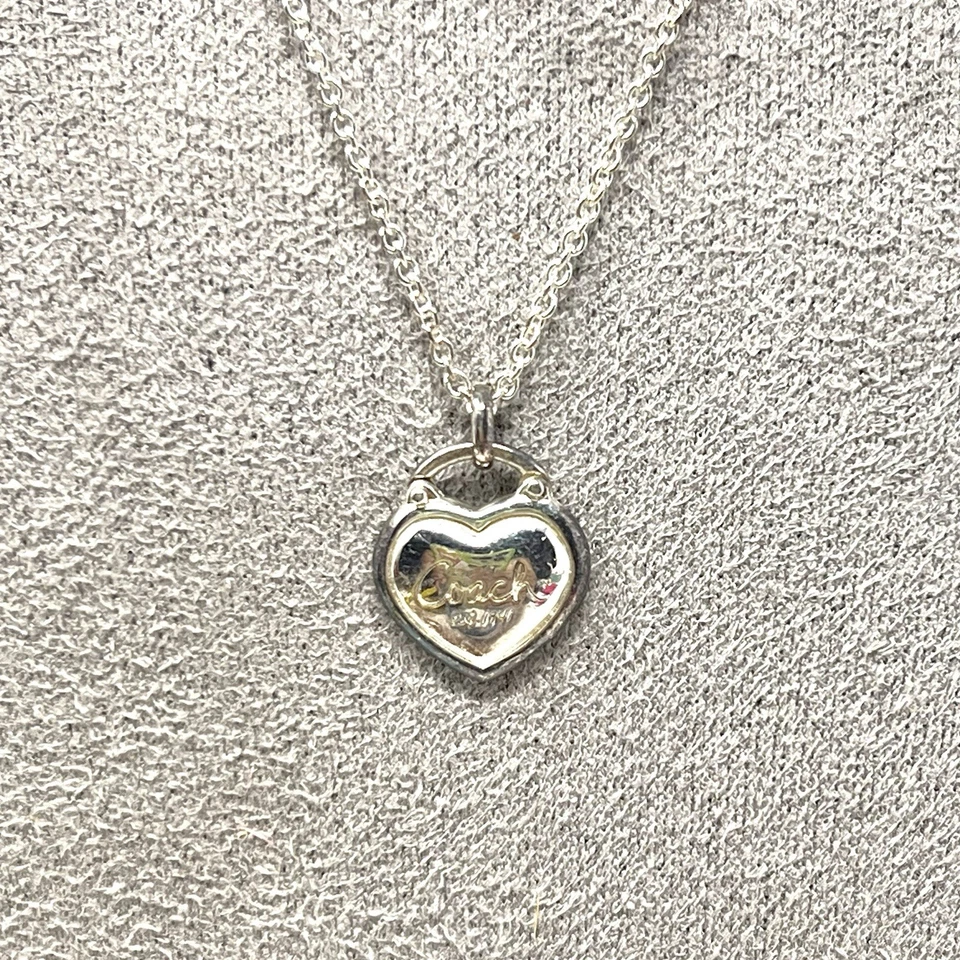 Collar de cadena Coach vintage de plata de ley 925 con dije de corazón Foto 1 de 4