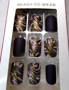 Kiss Color Nails  Matte Black with Pink & Gold Glue On Short Length - Picture 1 of 3