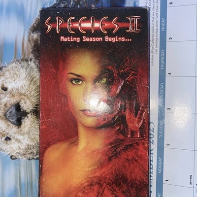 Species 2 II VHS Horror Sci-Fi Creature Alien Cult Movie 90s Vintage Tested - Image 1 of 4