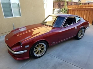 Windshield Glass Rubber Weatherstrip Seal Datsun 240Z 260Z 280Z w/ SS Grove Slot - Picture 1 of 3