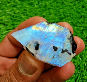 Excellent Top Blue Rainbow Moonstone Rough 96 Crt Loose Gemstone For Jewelry - Picture 1 of 10