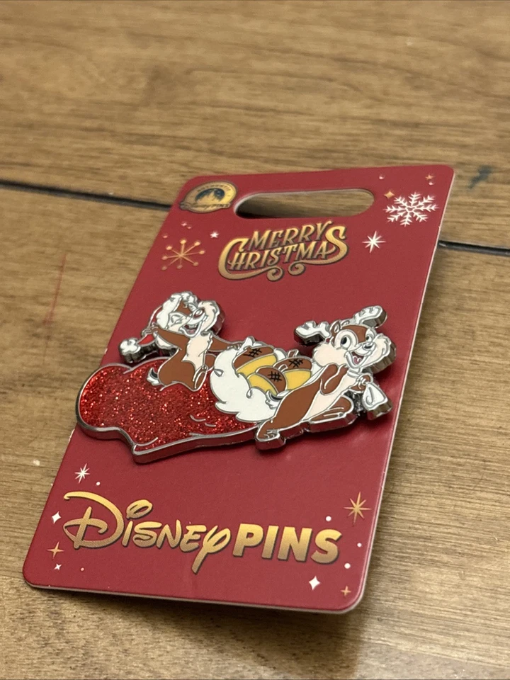 Рождественская булавка Disney Chip And Dale  - Изображение 1 из 1