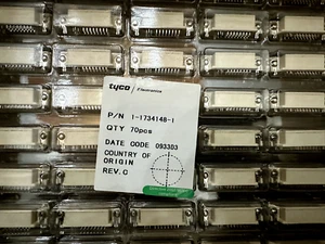 LOT OF 70PCS TYCO1-1734148-1  1-1734148-3  1734148-1  CONN RCPT DVI-I DUAL 29POS - Picture 1 of 3
