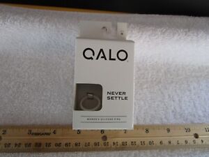 NEW QALO White Silicone Ring Stackable Twist Band Women's Size 8
