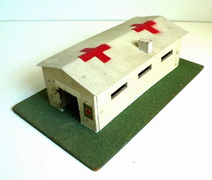 DEPREUX CASERNE INFIRMERIE SOLDATS BOIS 25x15 cm ANNÉES 60 ETAT DE JEU - Imagen 1 de 7