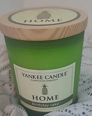 Rare Yankee Candle Home Birthday Cake Single Wick Sweet  Fragrance Giftable - Image 1 of 4