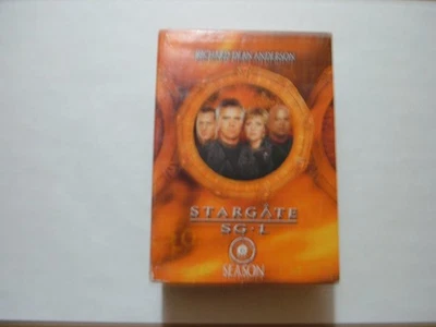 Stargate SG-1: The Complete Season 6 - Image 1 of 3
