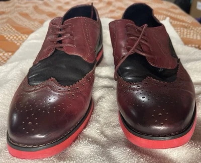 Giovanni Wingtip Oxford Dress Shoes Red/Black – Men’s Size 9 – Bold Sole - Image 1 of 4