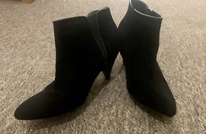 Ladies Black Velvet Pixie Ankle Boots Size 7