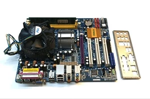 ASROCK 775i945GZ, CPU PENTIUM 4 SL8ZH, RAM DDR 2 1GB, #AA1 - Foto 1 di 6