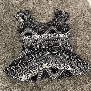 Charlotte Russe Fit And Flare Geometric Shirt With Built In Bow-size Medium - Picture 1 of 5