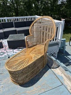 espreguiçadeira antiga interior rattan - Imagem 1 de 2