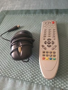 REMOTE AND MOUSE FOR PARTS - Picture 1 of 16