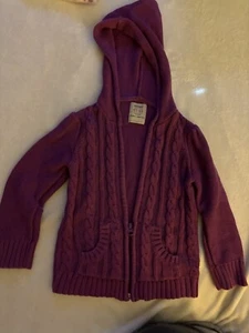 Old Navy Girls Size 4 T Sweater Hoodie - Picture 1 of 2