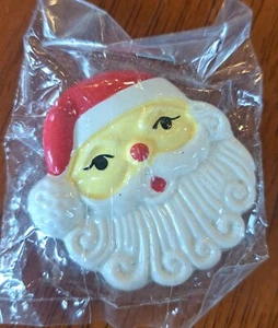 New Santa Magnet Still Sealed Made in Taiwan Republic of China 2" - Picture 1 of 4
